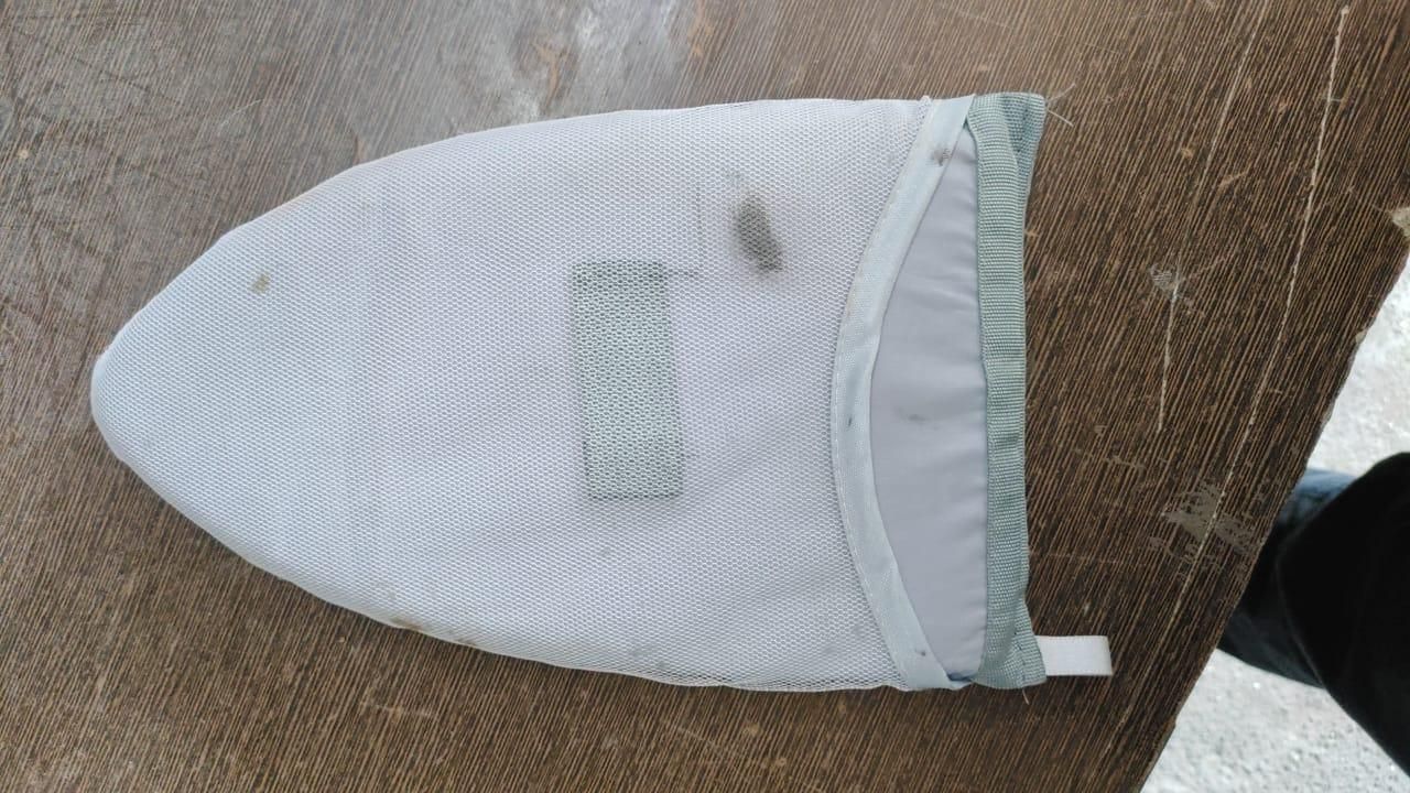 Garment Steamer Ironing Gloves – Heat Resistant, Mesh Design